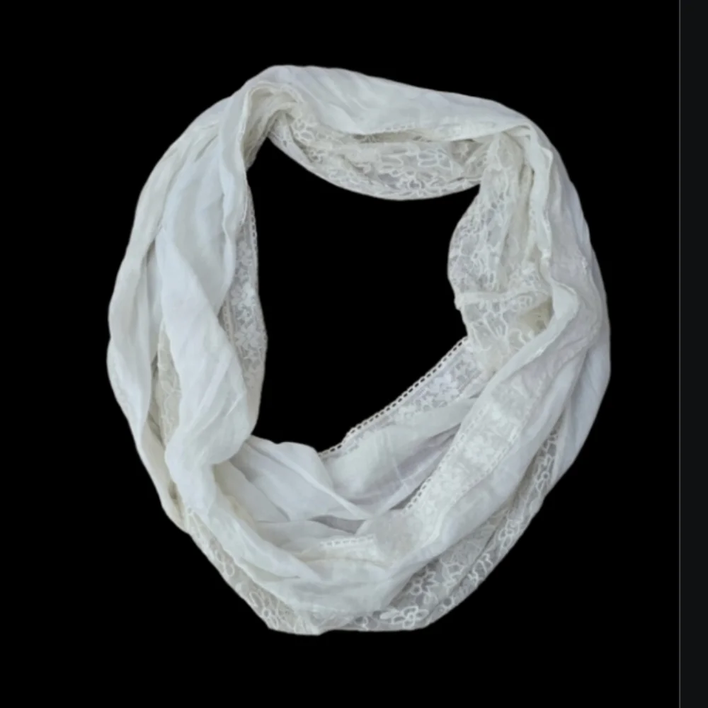 White Lace Scarf